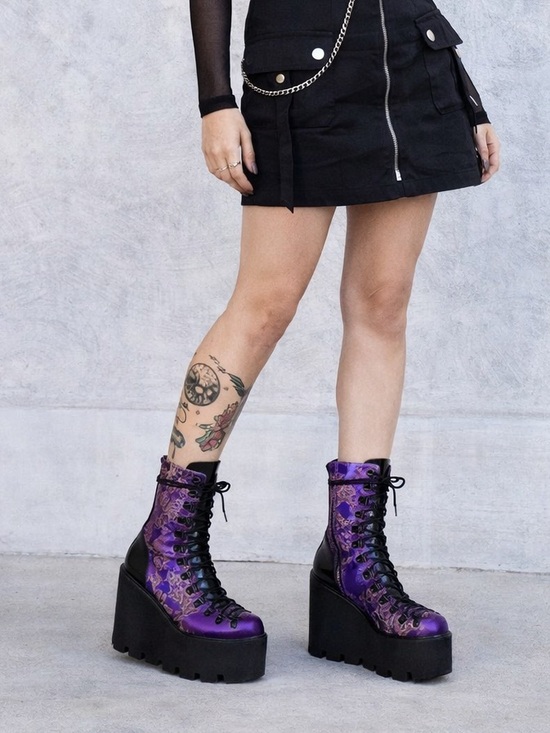 Dolls Kill Current Mood Purple Black Satin Platform Dragon Boots size 8 - Picture 3 of 15